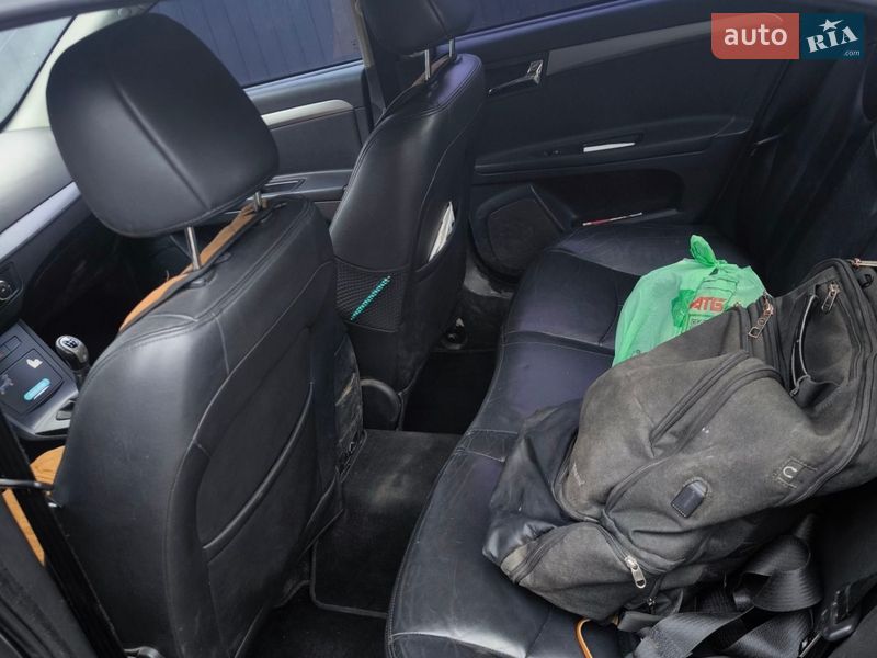 Седан MG 350 2012 в Львове