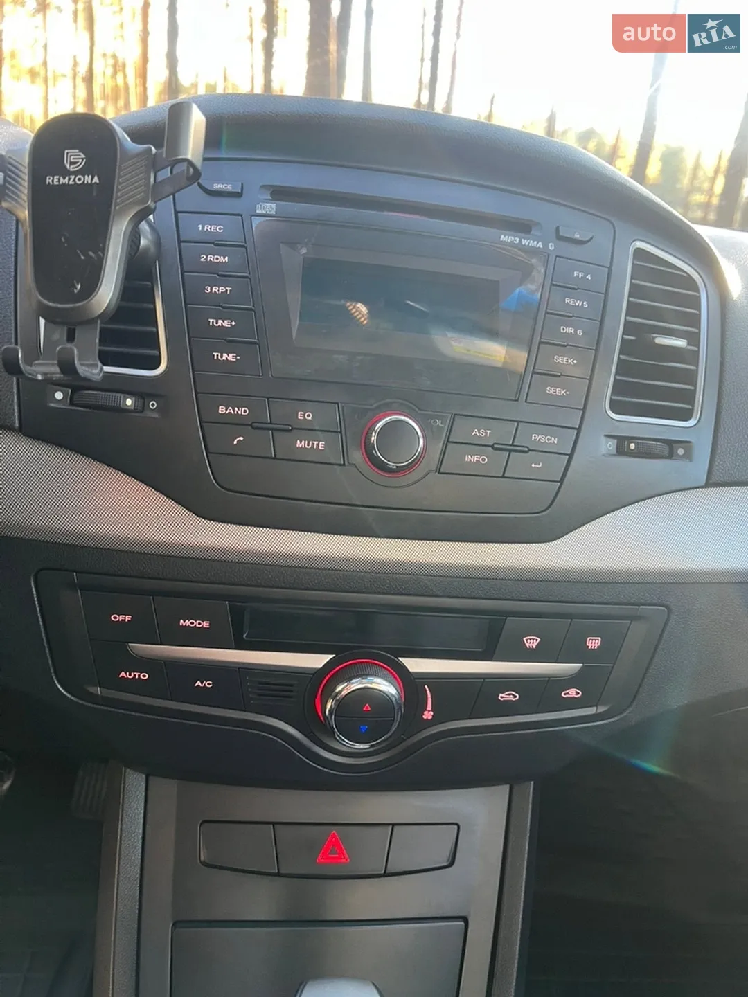 2013 MG 350 - мініатюра 10