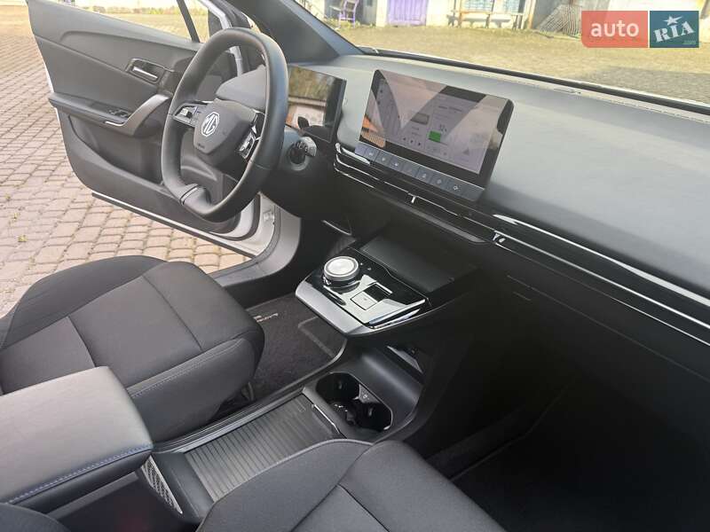 Хетчбек MG 4 2023 в Шептицькому фото 29 Хетчбек MG 4 2023 в Шептицькому