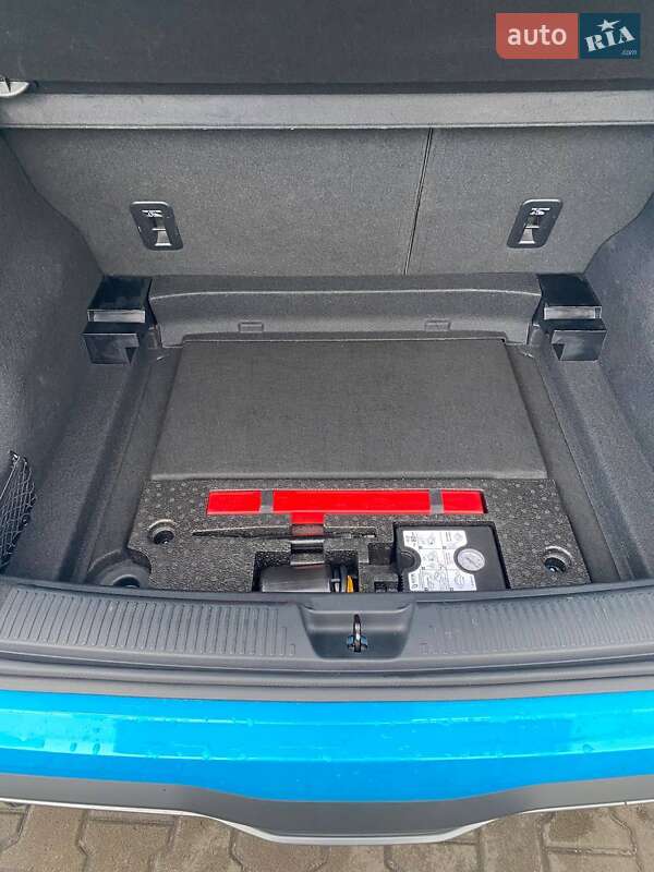 Хетчбек MG 4 2023 в Києві фото 18 Хетчбек MG 4 2023 в Києві