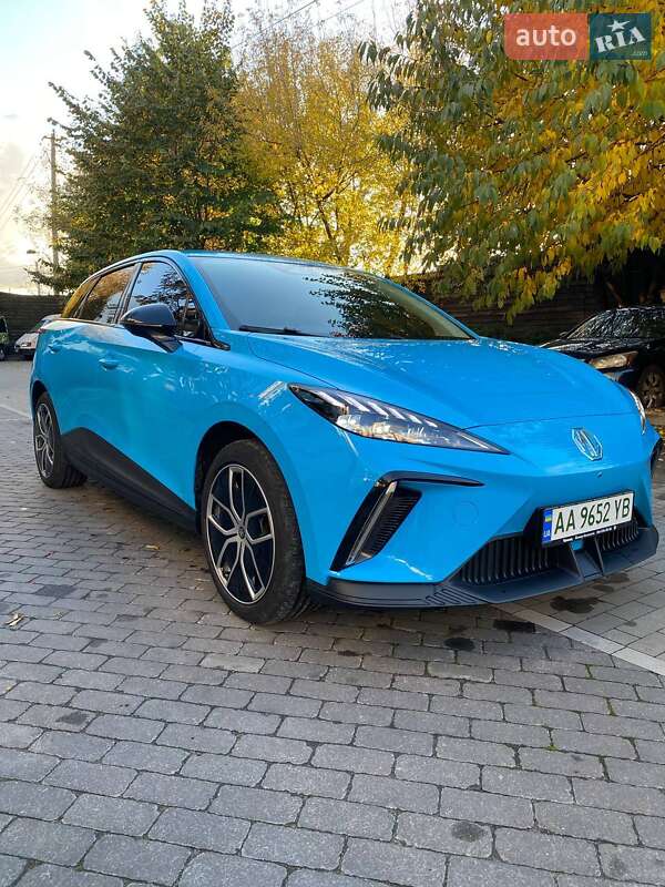 Хетчбек MG 4 2023 в Києві фото 3 Хетчбек MG 4 2023 в Києві