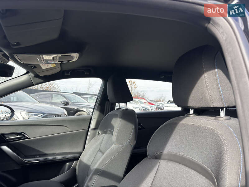 Хэтчбек MG 4 2023 в Львове фото 16 Хэтчбек MG 4 2023 в Львове