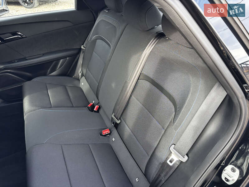 Хэтчбек MG 4 2023 в Львове фото 30 Хэтчбек MG 4 2023 в Львове