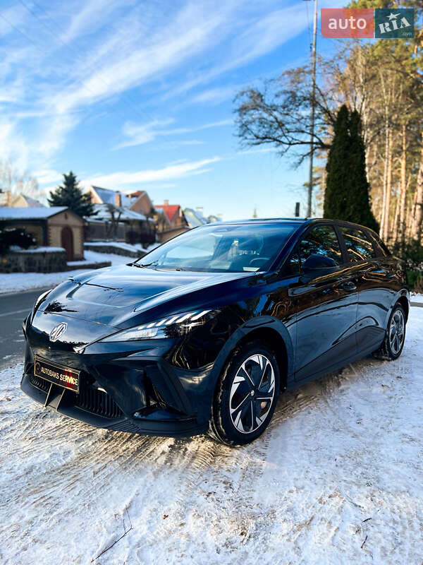 Хэтчбек MG 4 2023 в Киеве