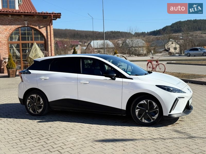 Хэтчбек MG 4 2023 в Бережанах