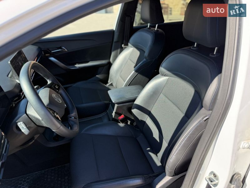 Хэтчбек MG 4 2023 в Бережанах