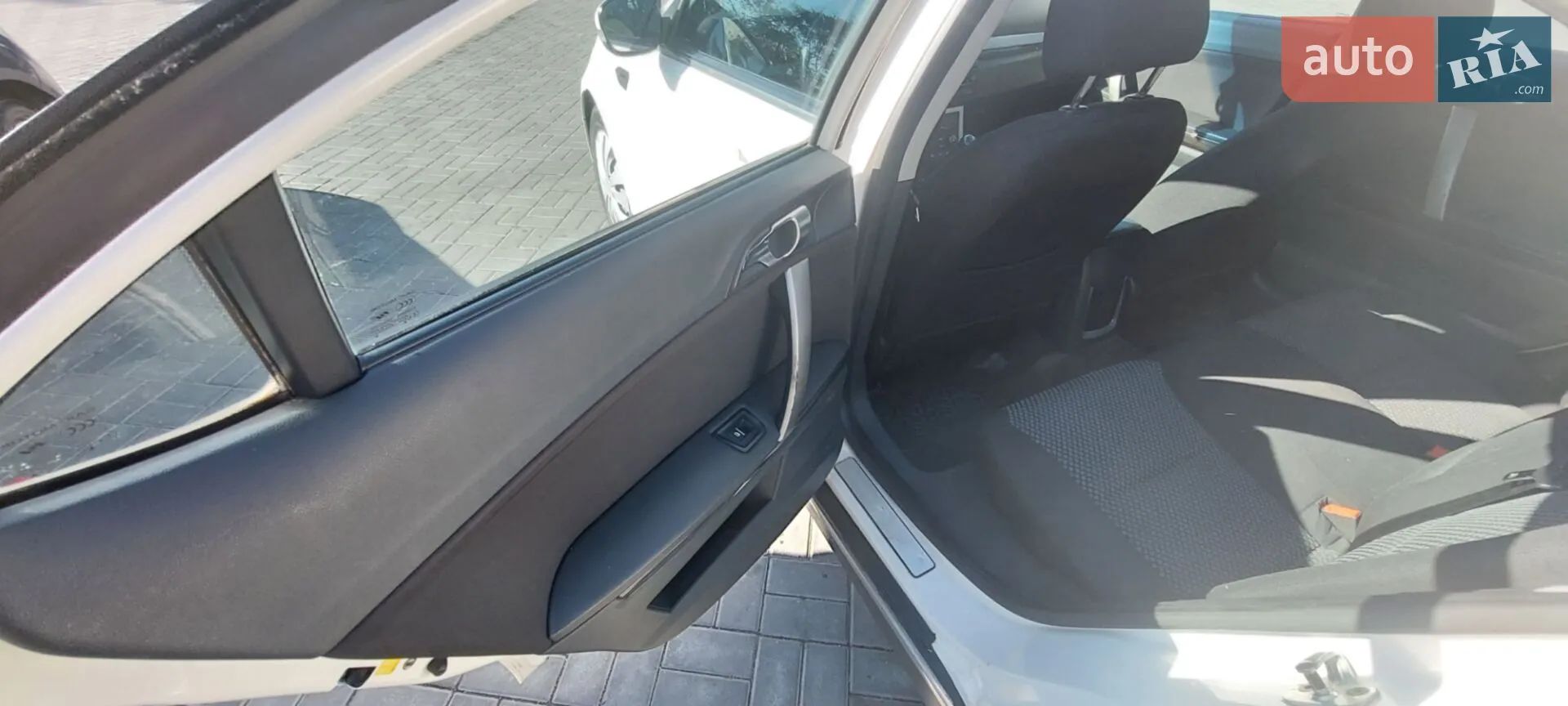 2013 MG 550 - мініатюра 44