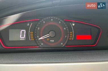 Седан MG 550 2012 в 