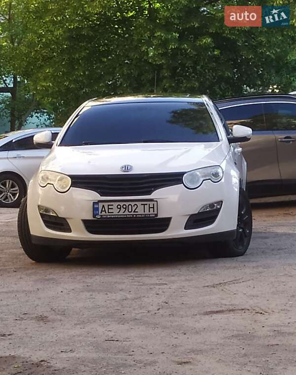 Седан MG 550 2011 в Дніпрі фото Седан MG 550 2011 в Дніпрі