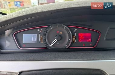 Седан MG 550 2012 в Гребінці