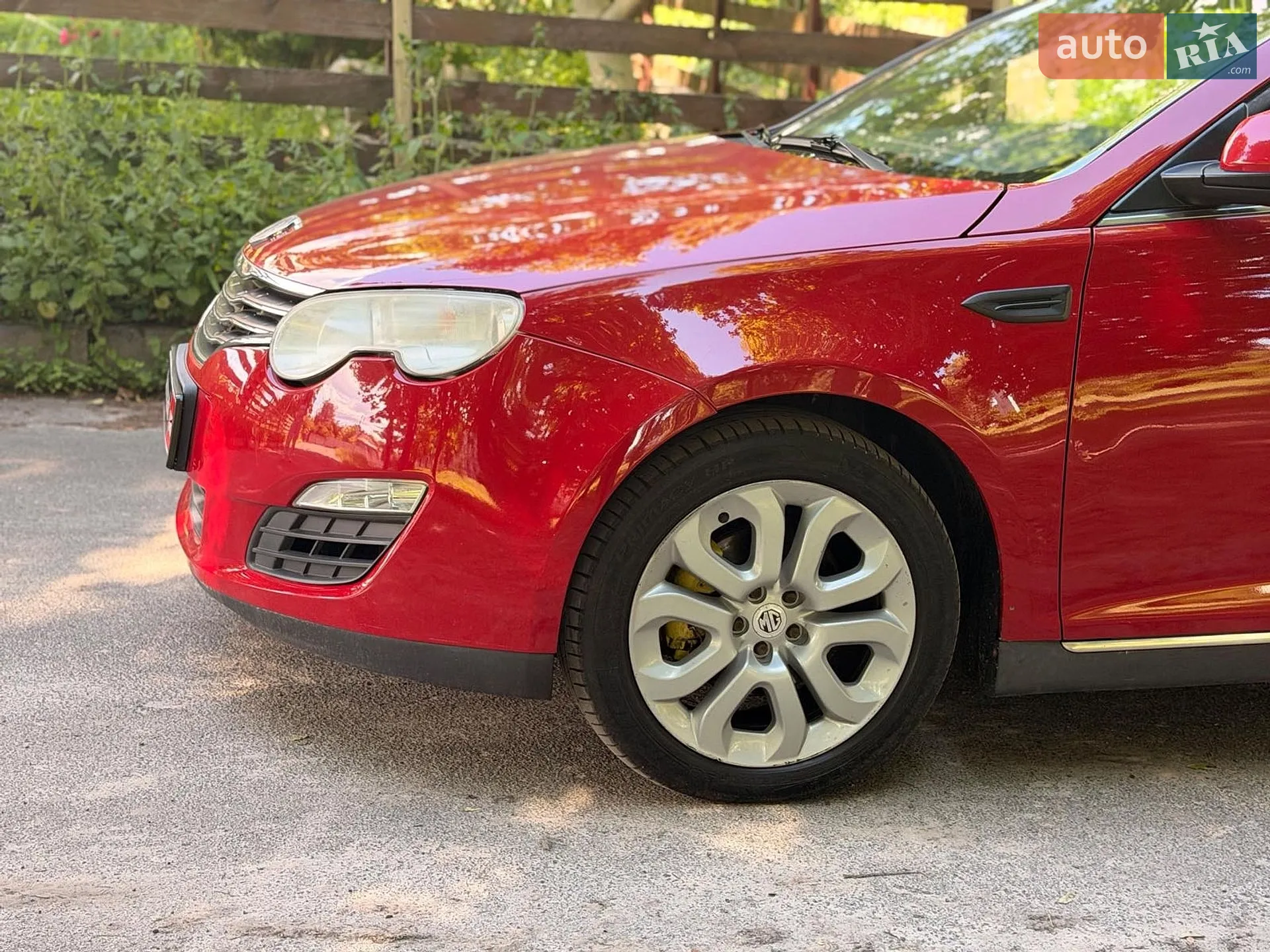2012 MG 550 - мініатюра 5