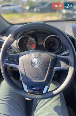 Хетчбек MG 5 2013 в 