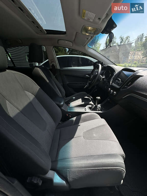 Хетчбек MG 5 2013 в Кривому Розі