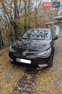 Хэтчбек MG 5 2013 в Днепре