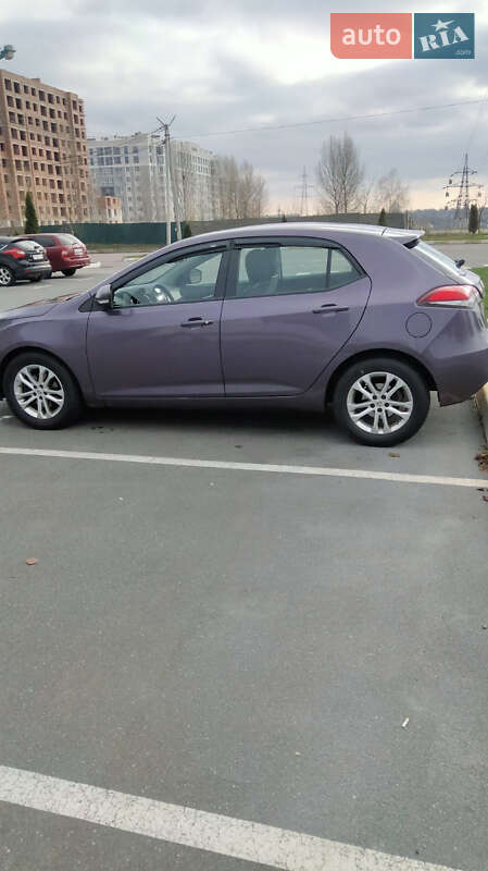 Хэтчбек MG 5 2013 в Киеве