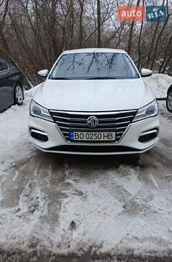 Седан MG 5 2021 в Тернополі