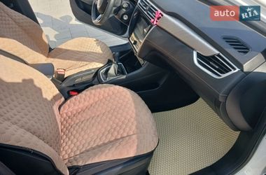 Седан MG 5 2021 в Тернополе