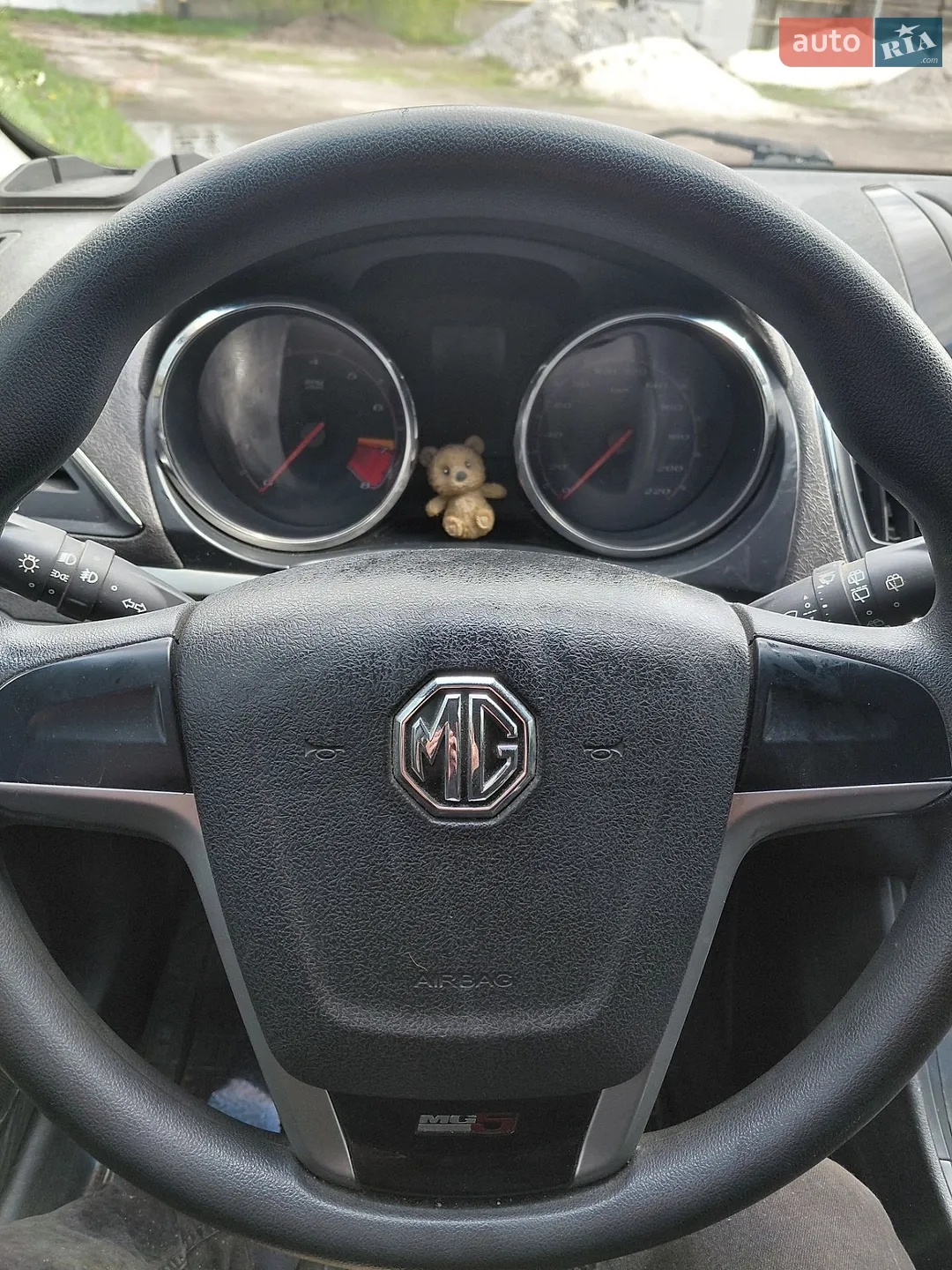 2013 MG 5 - мініатюра 4