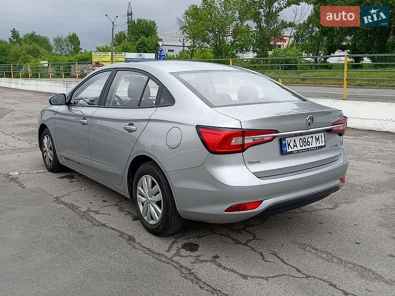 Седан MG 5 2022 в Киеве
