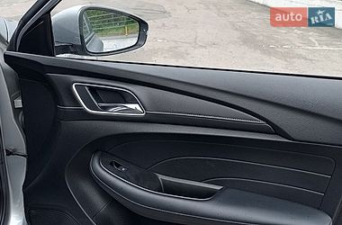 Седан MG 5 2022 в Киеве