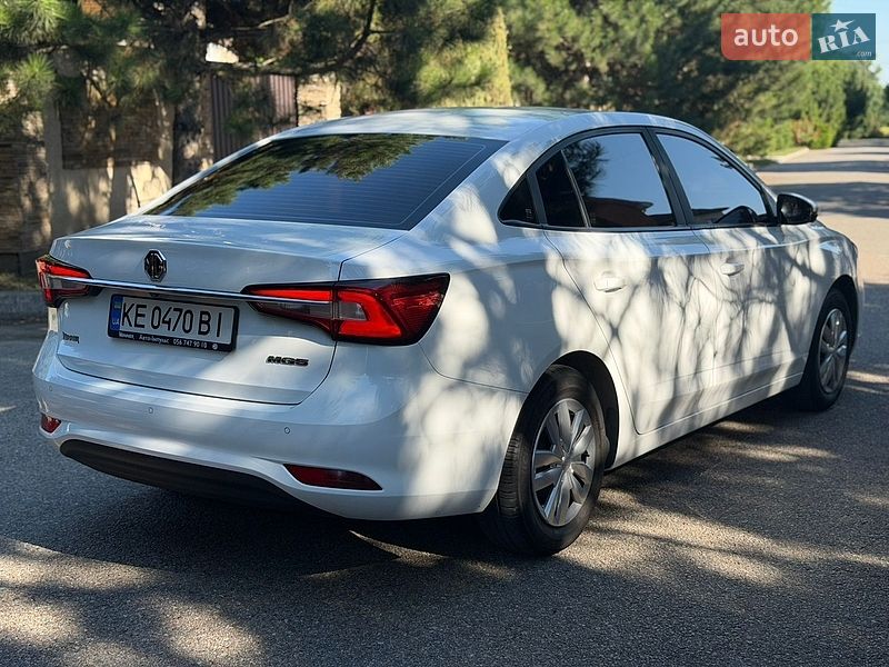 Седан MG 5 2022 в Дніпрі