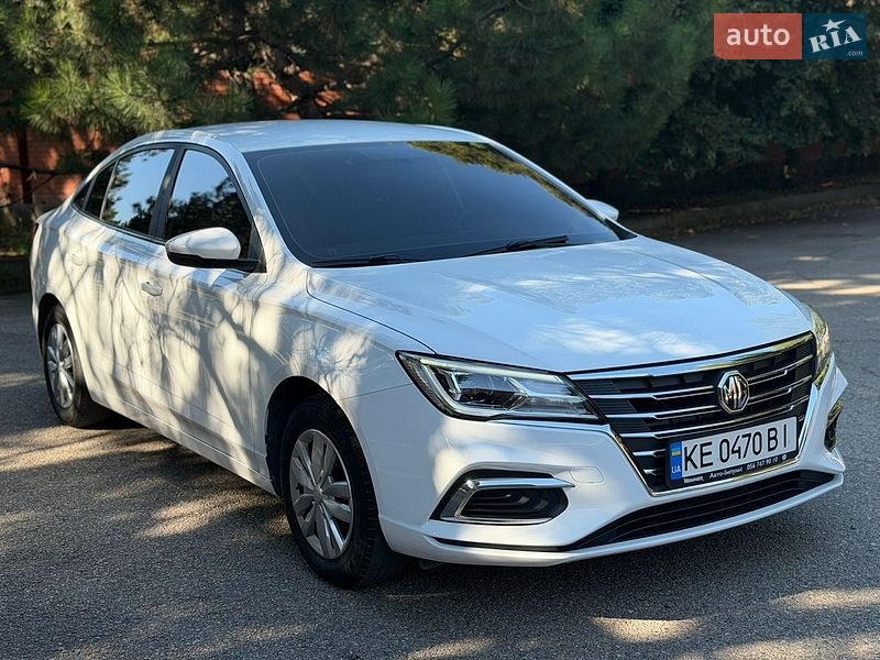 Седан MG 5 2022 в Дніпрі