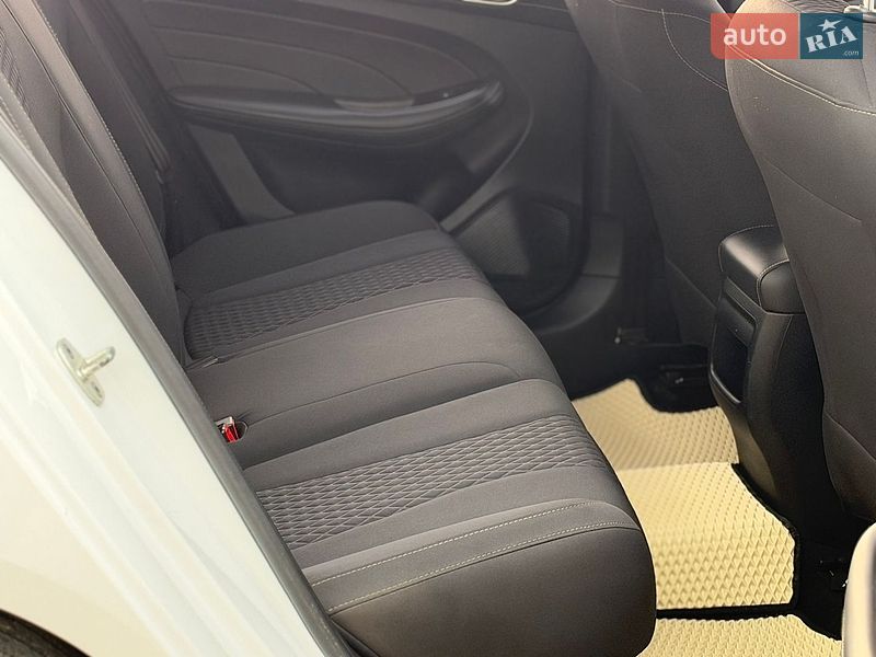 Седан MG 5 2021 в Тернополе фото 26 Седан MG 5 2021 в Тернополе