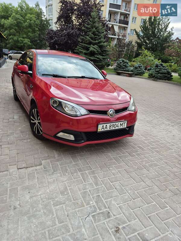 MG 6 2013