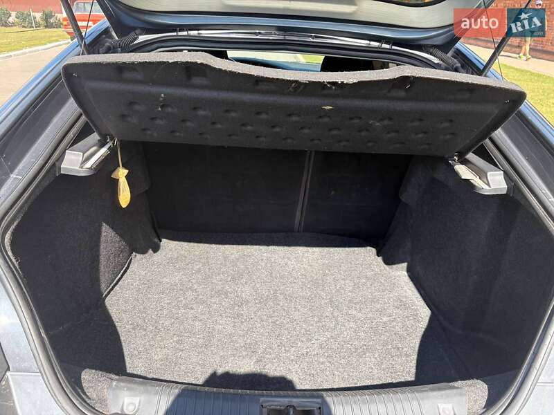 Фастбэк MG 6 2012 в Зенькове