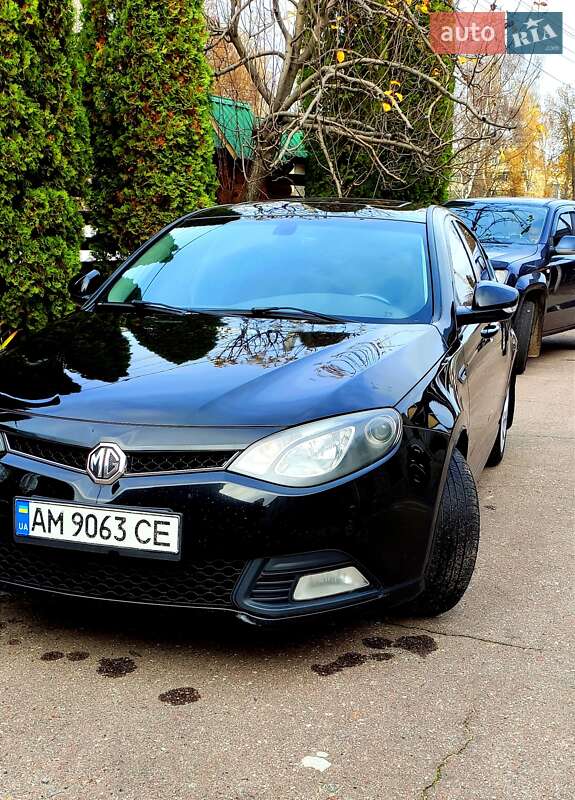 Фастбек MG 6 2012 в Житомирі