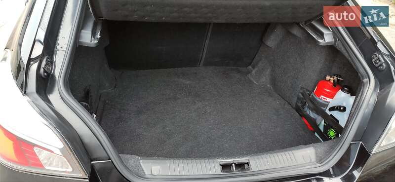 Фастбек MG 6 2012 в Житомирі