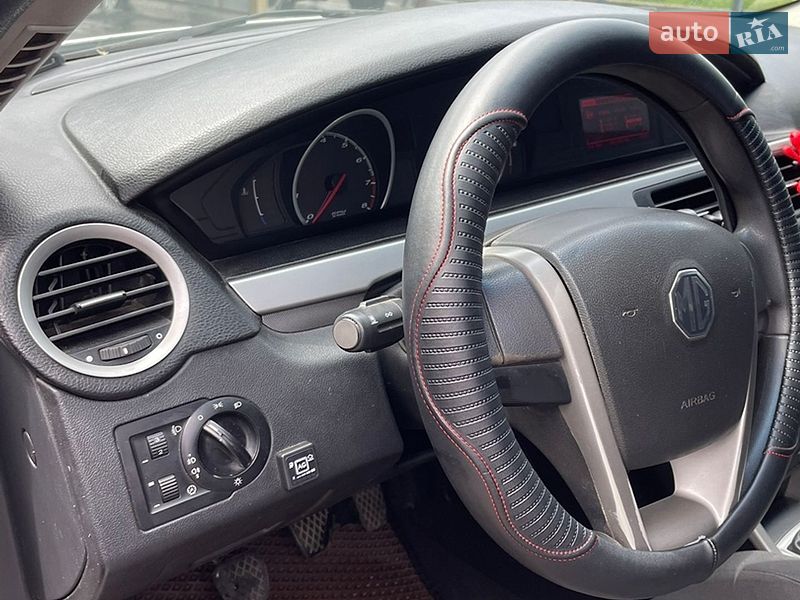 Фастбэк MG 6 2012 в Черкассах