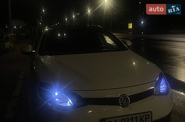Фастбэк MG 6 2012 в Черкассах
