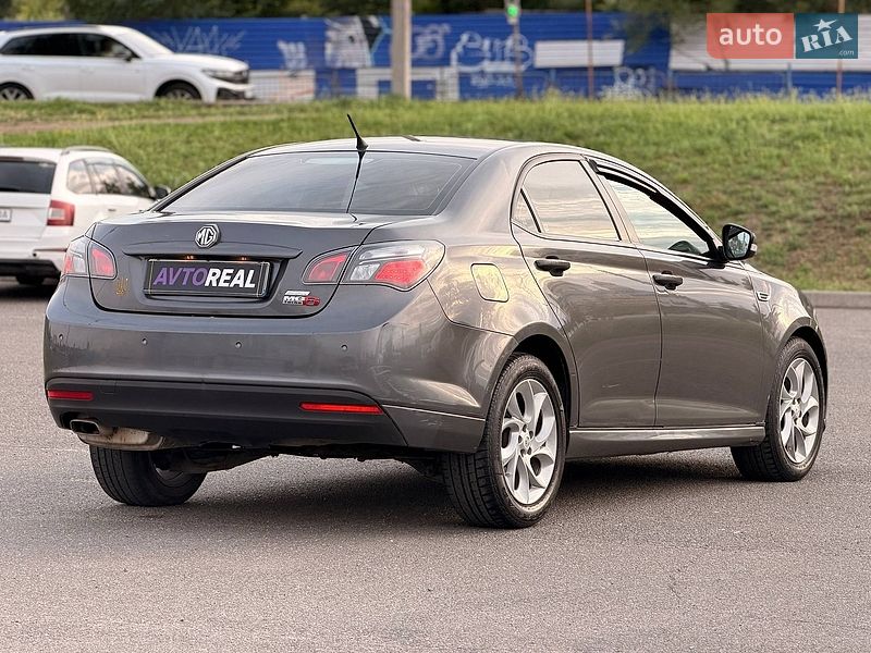 Седан MG 6 2013 в Кривом Роге