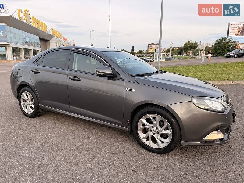 Седан MG 6 2013 в Кривом Роге