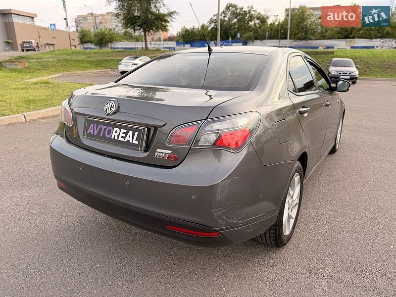 Седан MG 6 2013 в Кривом Роге