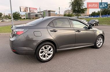 Седан MG 6 2013 в Кривом Роге