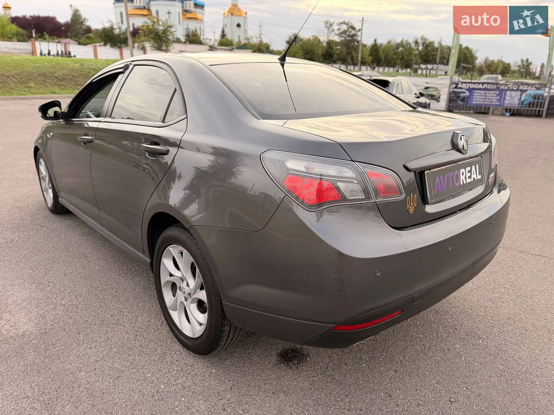 2013 MG 6 - мініатюра 32