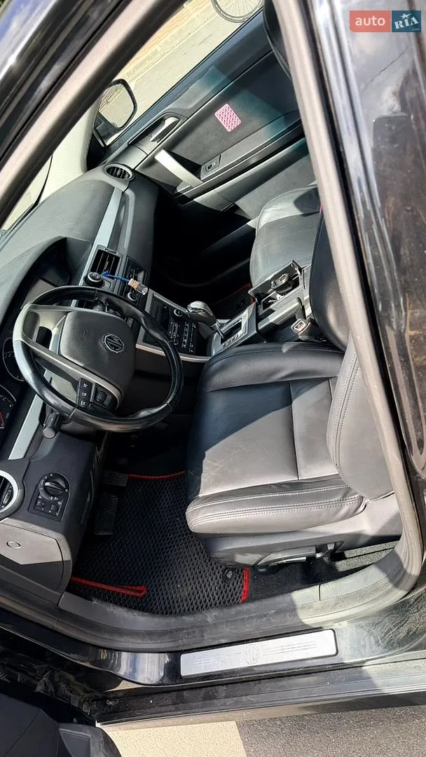 2013 MG 6 - мініатюра 13