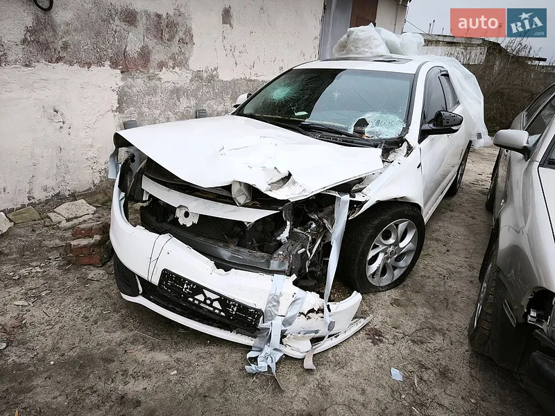 MG 6 2012