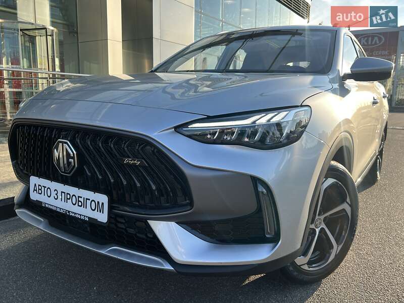 MG HS 2024