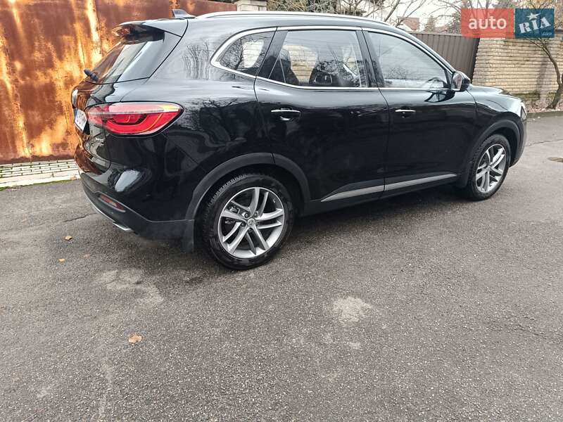 Внедорожник / Кроссовер MG HS 2022 в Киеве