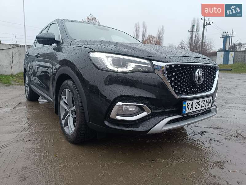 Внедорожник / Кроссовер MG HS 2022 в Киеве