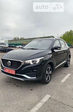 Внедорожник / Кроссовер MG ZS EV 2020 в Ровно