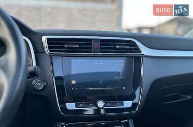 Внедорожник / Кроссовер MG ZS EV 2020 в 