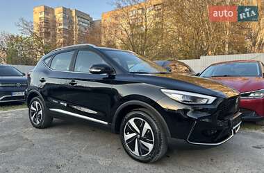 Внедорожник / Кроссовер MG ZS EV 2023 в 