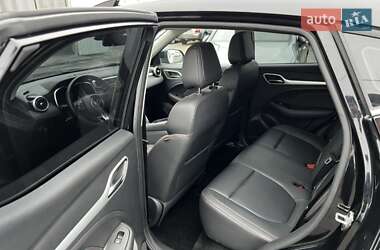 Позашляховик / Кросовер MG ZS EV 2023 в 