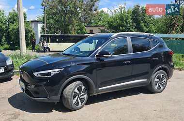 Позашляховик / Кросовер MG ZS EV 2023 в 