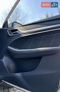 Внедорожник / Кроссовер MG ZS EV 2019 в 