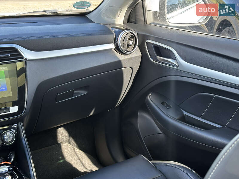 Внедорожник / Кроссовер MG ZS EV 2021 в Львове